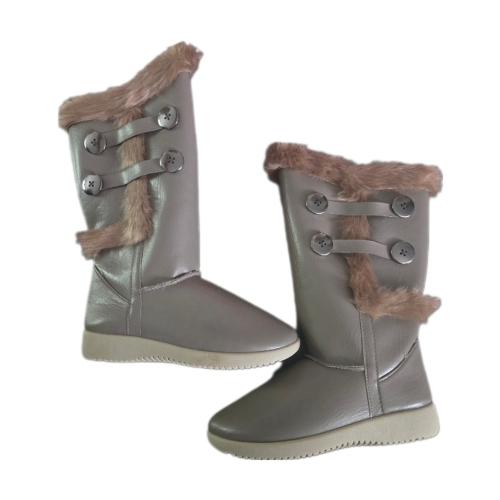 SilverDew Gray Faux Fur Lined Winter Boots Triple Button Cozy Women's Size 6